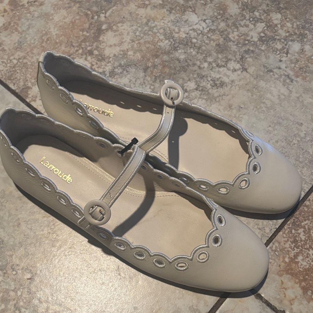 Larroude Cream Scalloped Flats